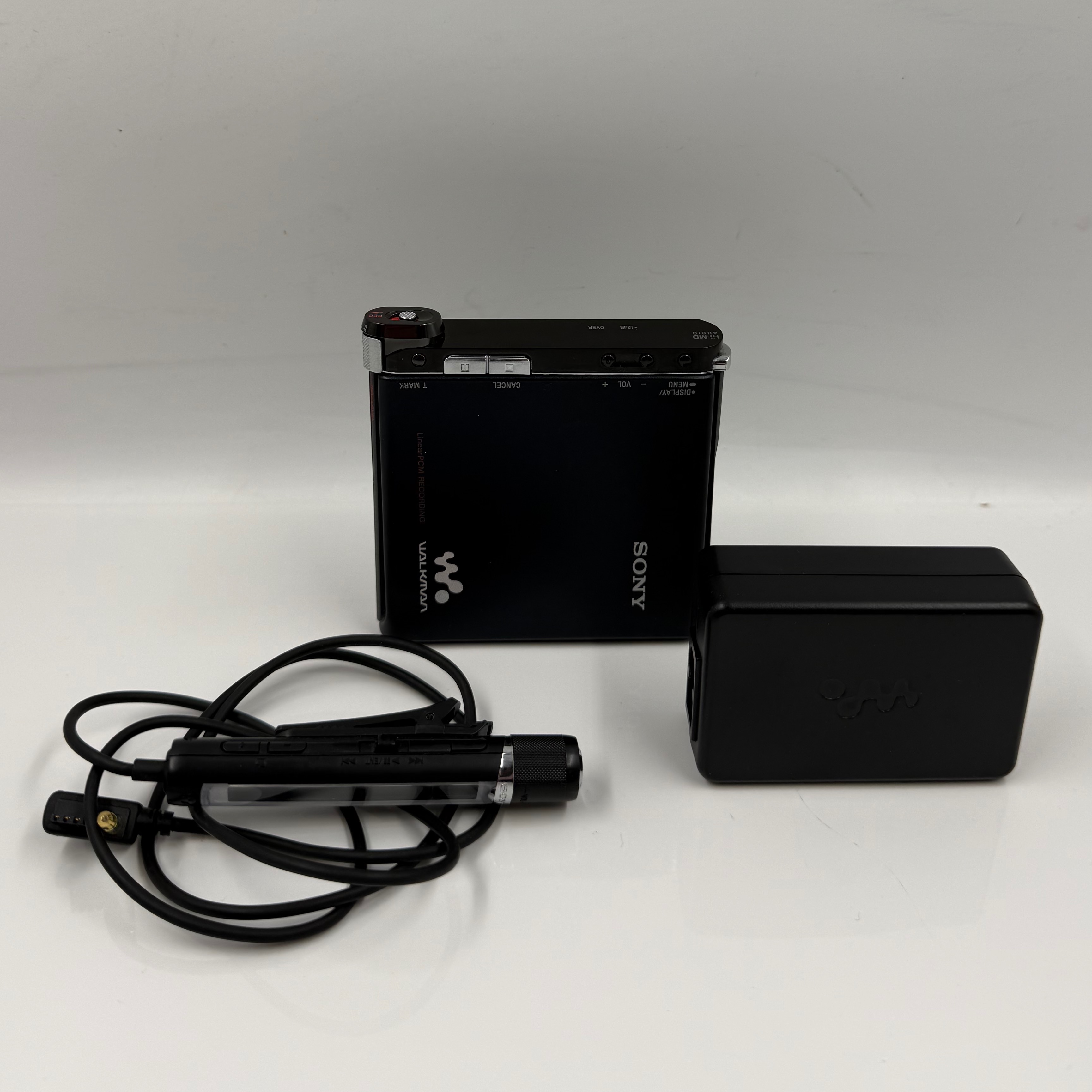 Pre-owned SONY HI-MD WALKMAN MZ-RH1 PORTABLE MINI DISC RECORDER